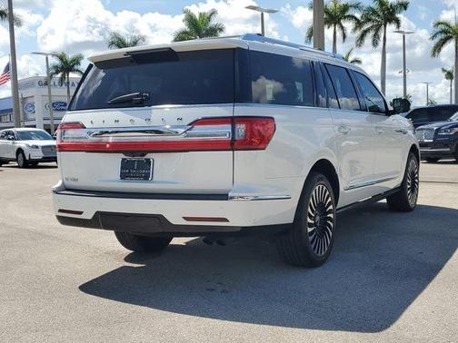2021 Lincoln Navigator Black Label