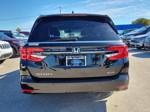 2022 Honda Odyssey Elite