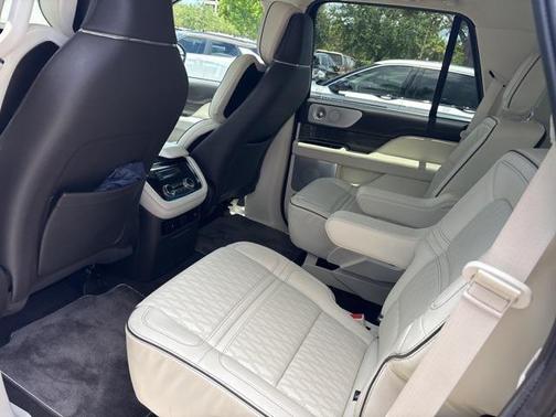 2021 Lincoln Navigator Black Label