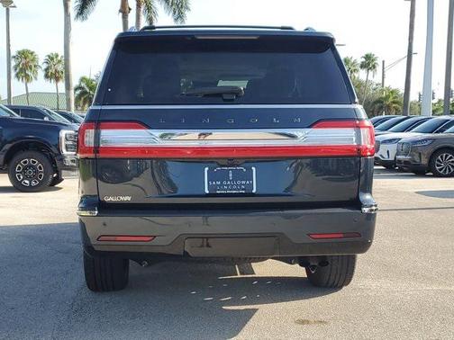 2021 Lincoln Navigator Black Label