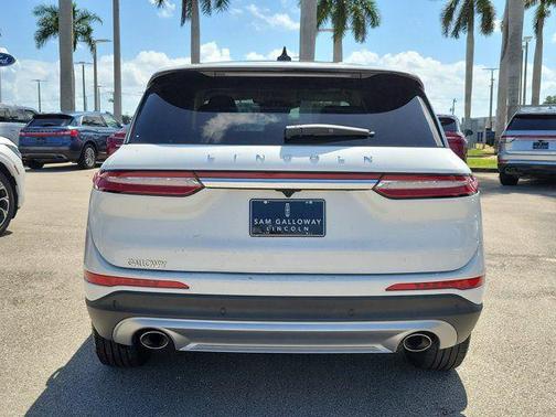 White Metallic 2024 Lincoln Corsair Premiere