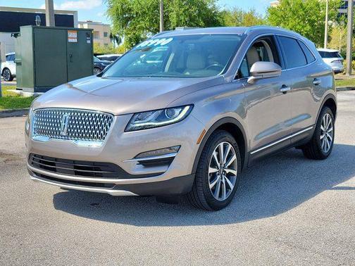 Mocha 2019 Lincoln MKC Reserve