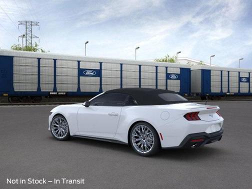2025 Ford Mustang EcoBoost