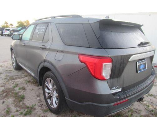 Magnetic 2020 Ford Explorer XLT