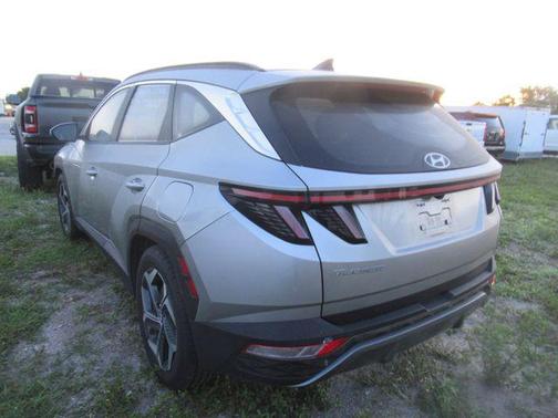 Shimmering Silver 2022 Hyundai TUCSON Limited