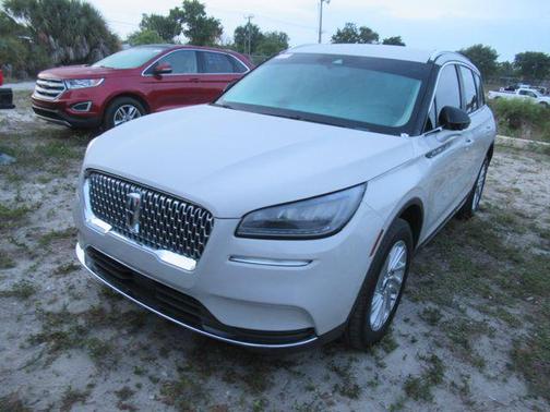 Pearl Metallic 2022 Lincoln Corsair Standard
