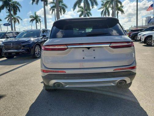 Pearl Metallic 2022 Lincoln Corsair Standard