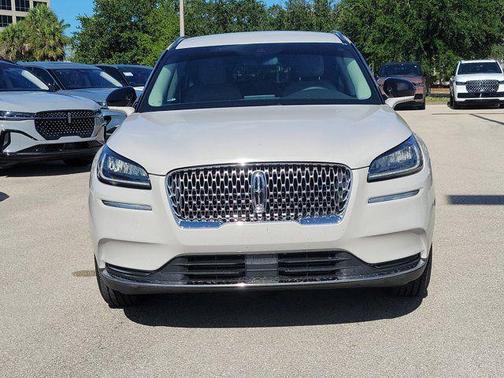 Pearl Metallic 2022 Lincoln Corsair Standard