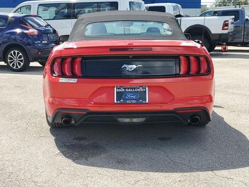 2022 Ford Mustang EcoBoost Premium