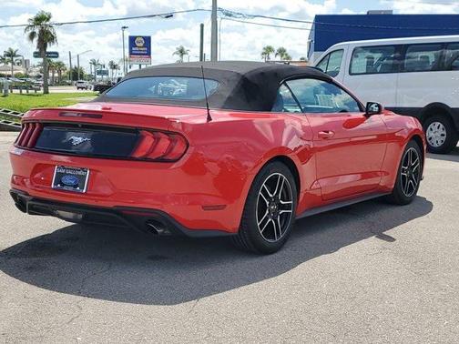 2022 Ford Mustang EcoBoost Premium