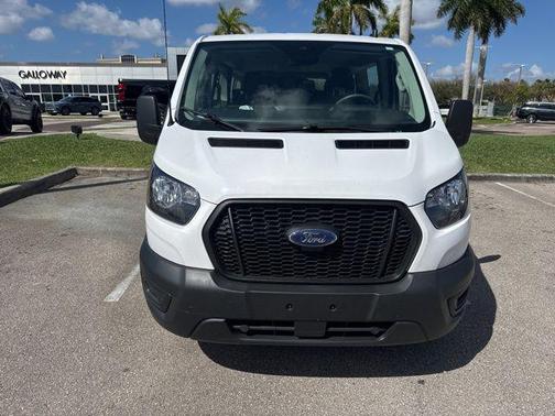 2022 Ford Transit-350 XL