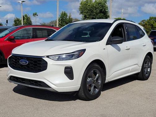 2024 Ford Escape ST-Line