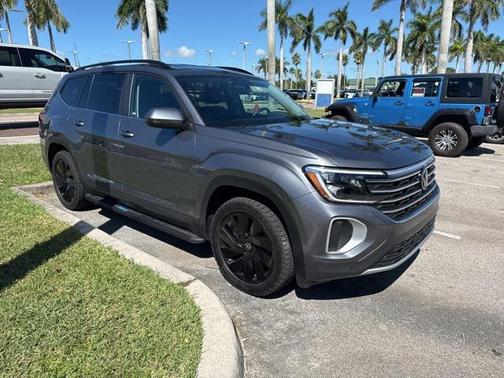 2024 Volkswagen Atlas 2.0T SE w/Technology