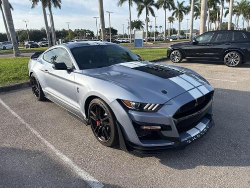 2022 Ford Shelby GT500 Base
