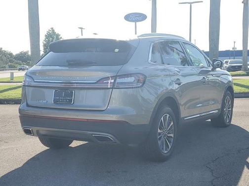 2023 Lincoln Nautilus Standard