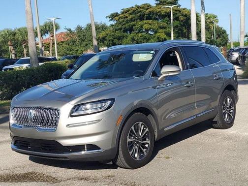 2023 Lincoln Nautilus Standard