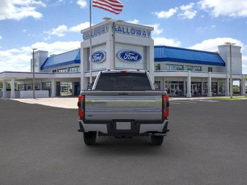 2025 Ford F-250 Platinum
