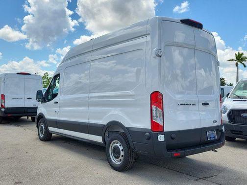 OXFORD WHITE 2026 Ford Transit-250 Base