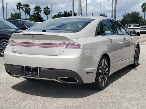 2019 Lincoln MKZ Reserve II
