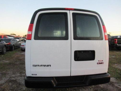 2021 GMC Savana 2500 Work Van