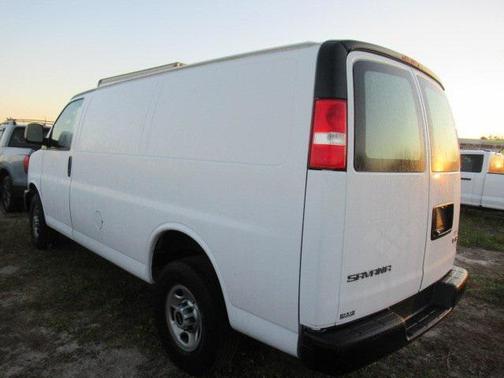 2021 GMC Savana 2500 Work Van