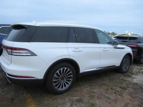 2022 Lincoln Aviator Reserve AWD