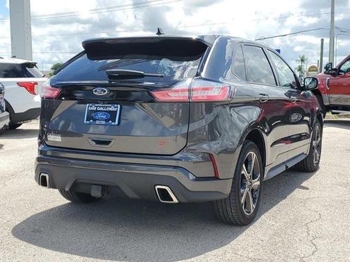 2020 Ford Edge ST