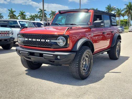 Chili Pepper Red 2022 Ford Bronco Wildtrak