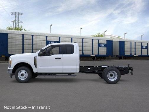 2025 Ford F-350 DRW
