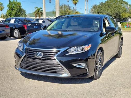 2017 Lexus ES 350 Base