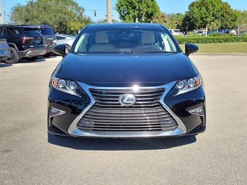 2017 Lexus ES 350 Base