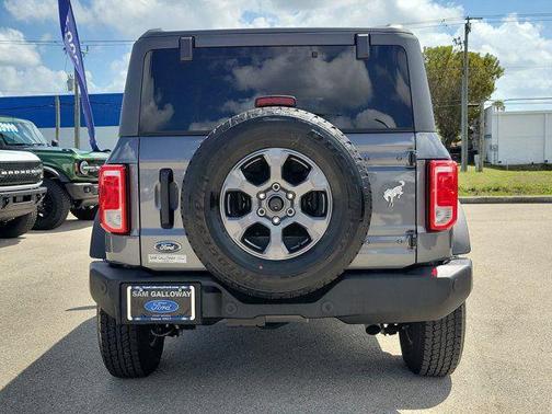 Gray Metallic 2025 Ford Bronco Big Bend