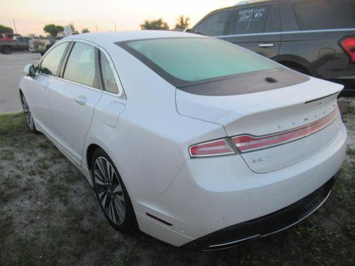 White Platinum Clearcoat Metallic 2020 Lincoln MKZ Reserve