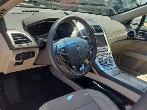 White Platinum Clearcoat Metallic 2020 Lincoln MKZ Reserve
