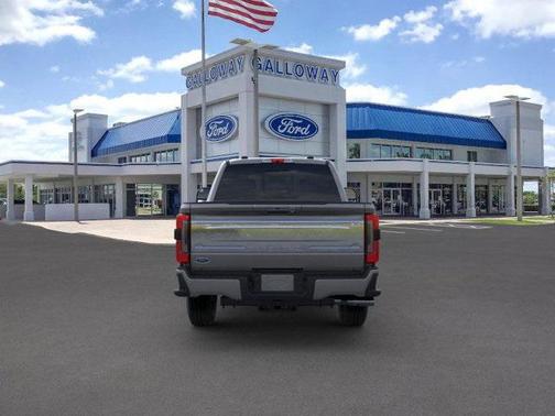 2025 Ford F-350 Platinum