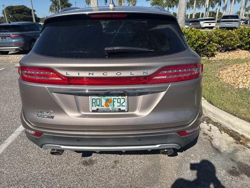 2019 Lincoln MKC Select