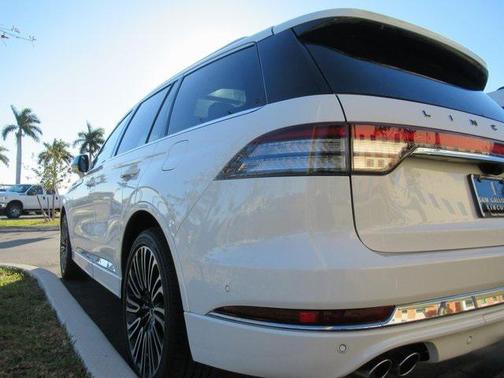 2022 Lincoln Aviator Black Label AWD