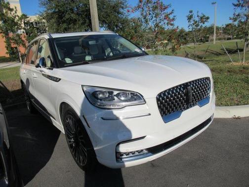 2022 Lincoln Aviator Black Label AWD