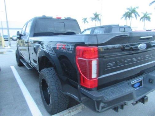 2022 Ford F-350 Lariat