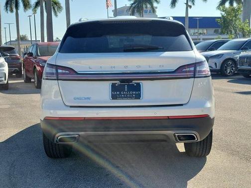 2022 Lincoln Nautilus Reserve