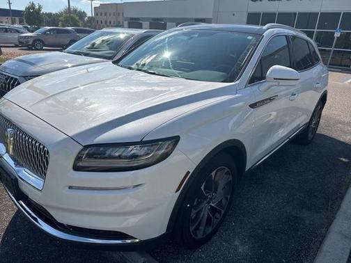 2022 Lincoln Nautilus Reserve