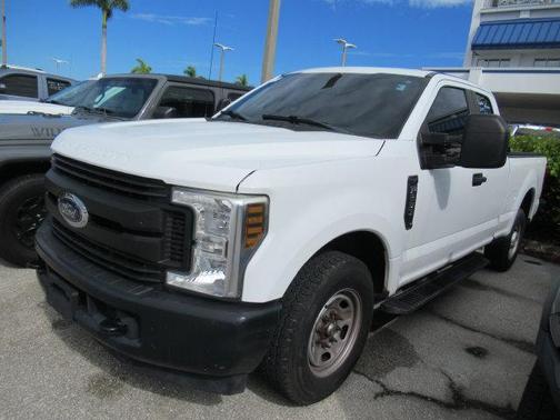 Oxford White 2019 Ford F-250 XL