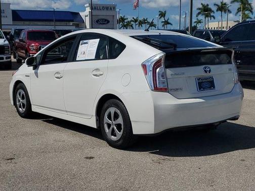 2014 Toyota Prius Two