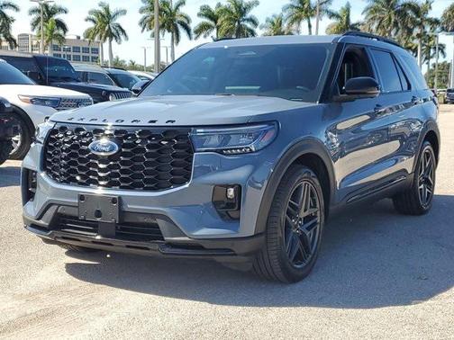2025 Ford Explorer ST