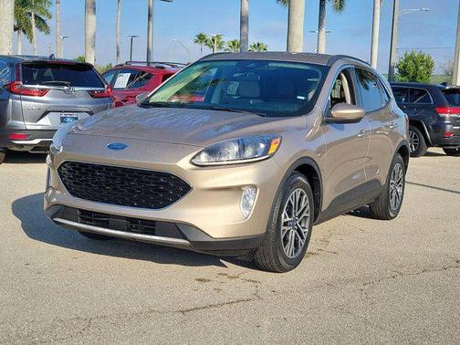 2020 Ford Escape SEL