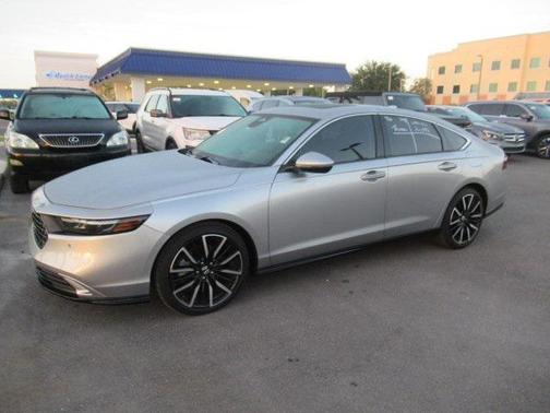 2024 Honda Accord Touring 2.0T