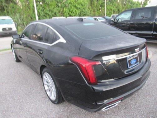 2023 Cadillac CT5 Luxury