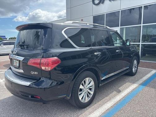 2016 INFINITI QX80 Base