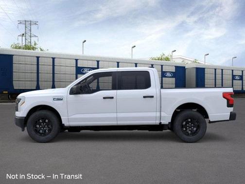 2025 Ford F-150 Lightning Pro
