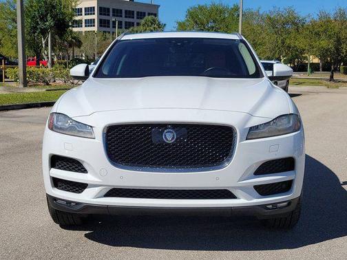 2019 Jaguar F-PACE 30t Portfolio